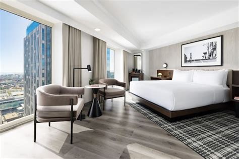 Top Hotels Closest to Moscone Convention Center .